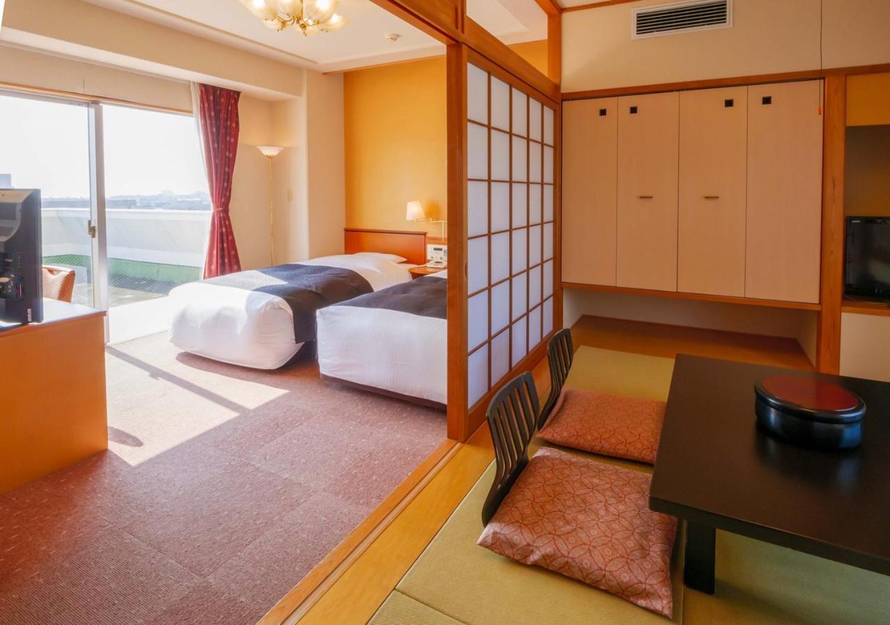 Apa Hotel Miyazaki Nobeoka Ekimae Екстер'єр фото